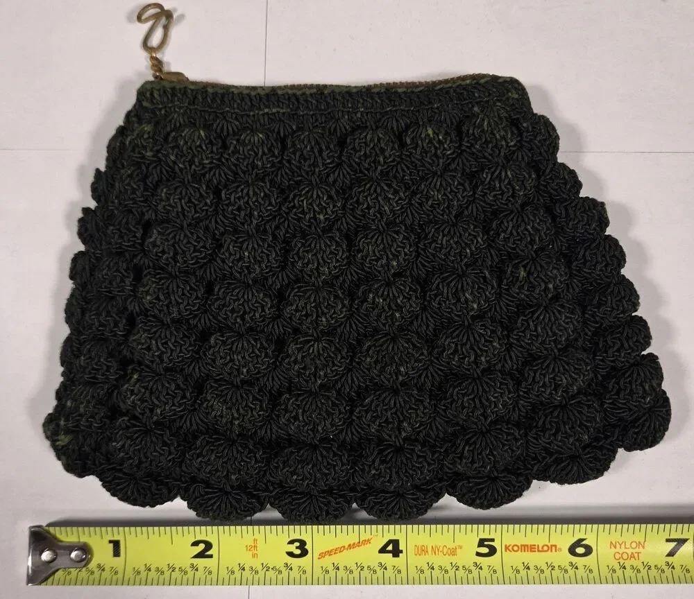 Antique 1920s‎ Crocheted Coin Purse Art Deco Scalloped Evening Bag w/ Zipper